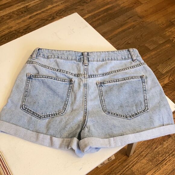 Forever 21 Button Fly Denim Shorts - Picture 2 of 6